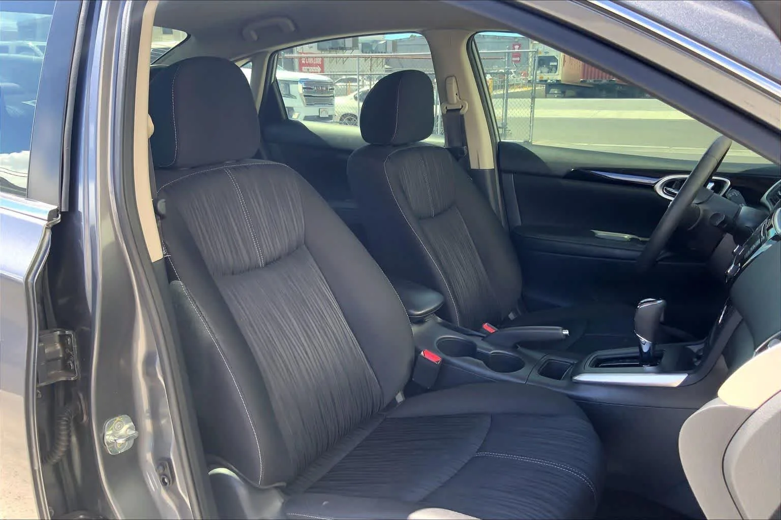 Used 2018 Gray/gray Nissan SV image 13