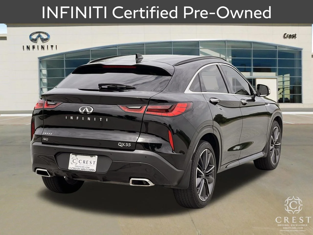 Certified Used 2023 Black Obsidian INFINITI LUXE image 3