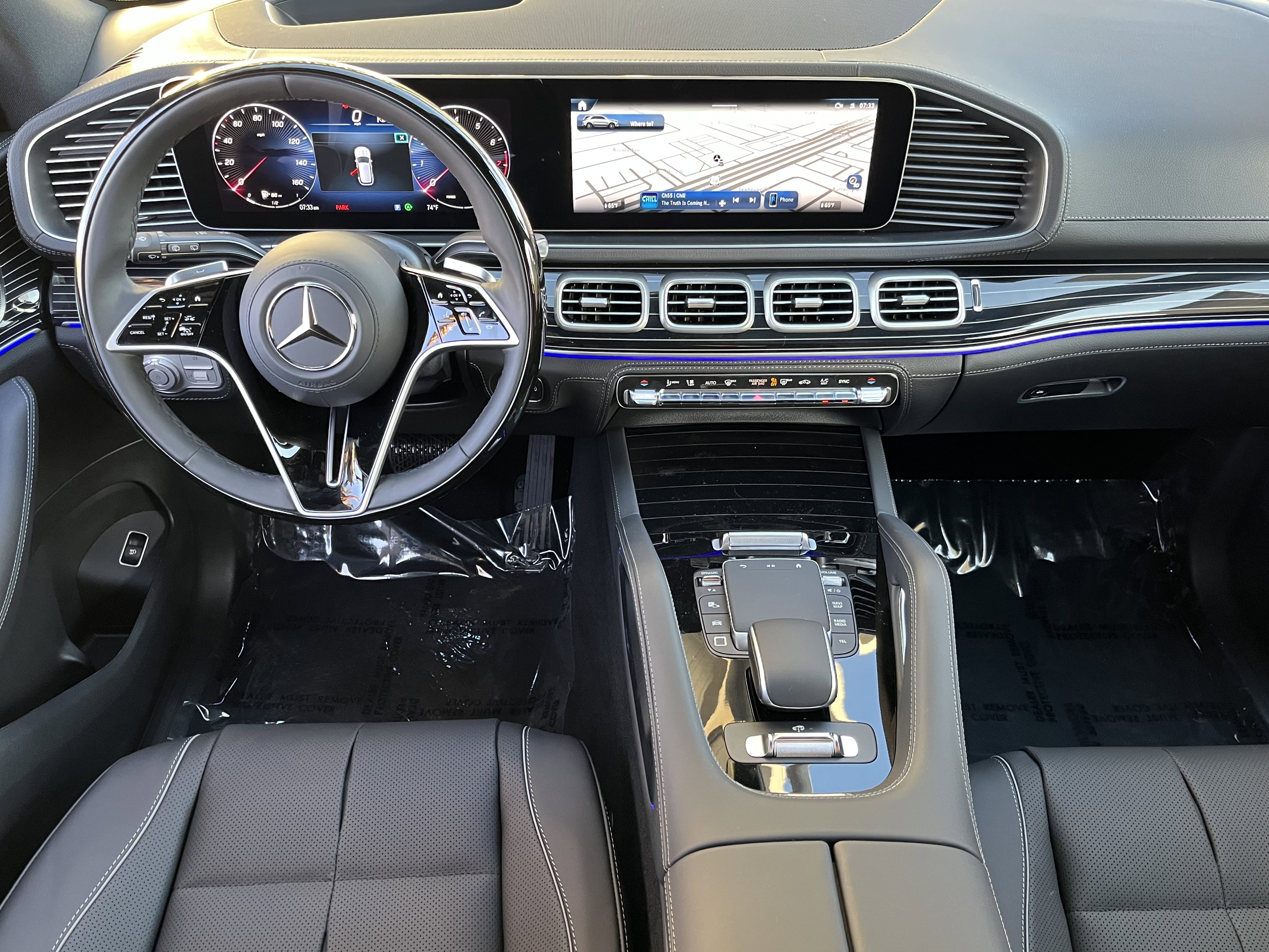 New 2026 MANUFAKTUR Moonlight White Metallic Mercedes-Benz GLE 580 image 18