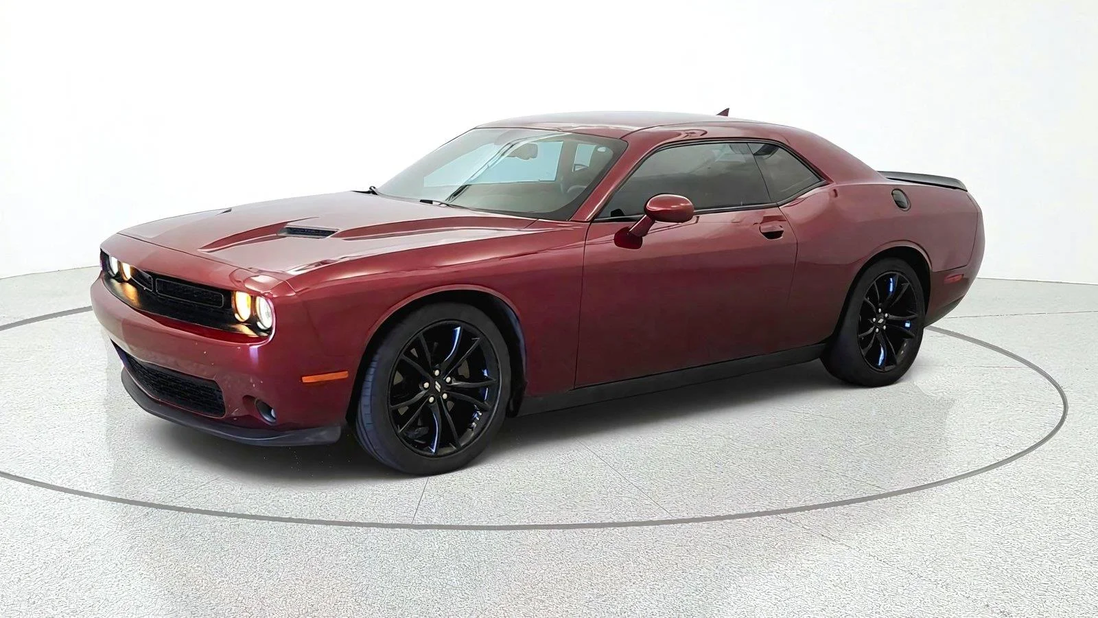 Used 2017 Octane Red Pearlcoat Dodge SXT Plus image 4