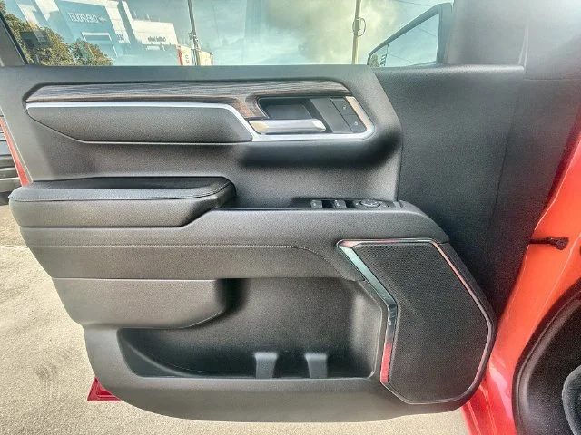 2023 Chevrolet Silverado 1500 LT - Photo 21