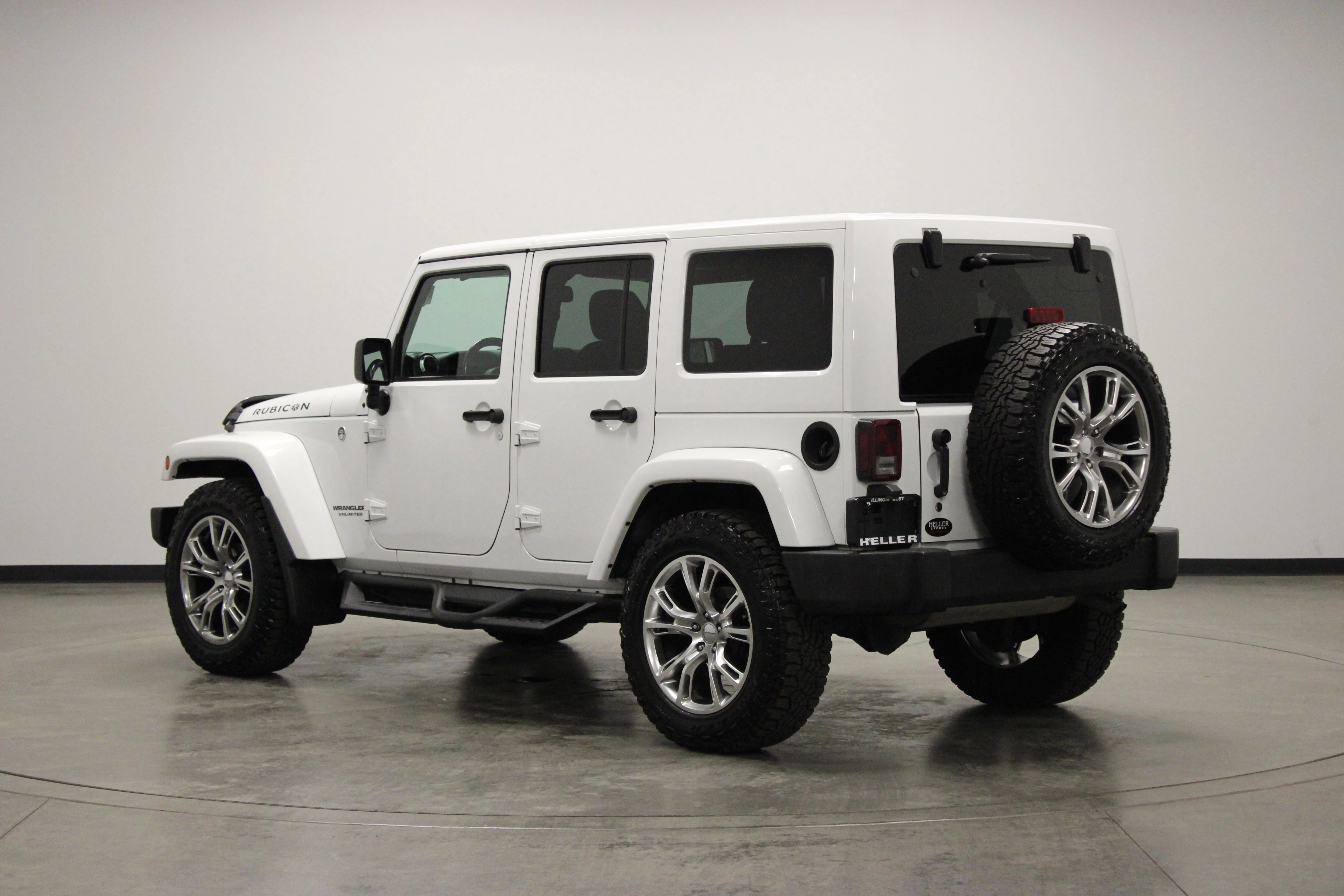 Used 2016 Bright White Clearcoat Jeep Rubicon image 6