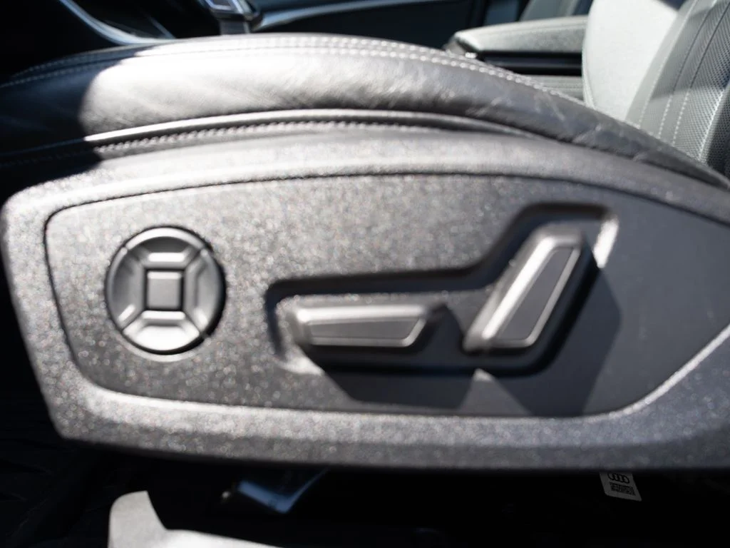 Used 2019 Black Audi 3.0T Prestige image 20