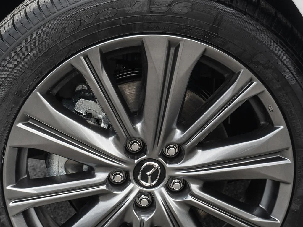 New 2025 Rhodium White Metallic Mazda Signature Company Car Clearance. Save with a demo! image 8