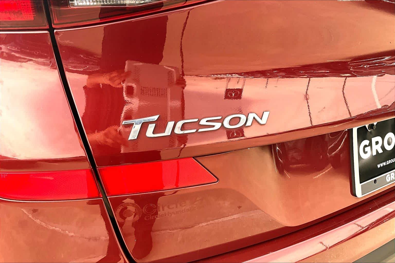 Used 2020 Gemstone Red Hyundai SE image 28