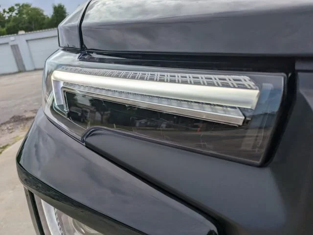 New 2026 Onyx Black GMC Elevation image 10