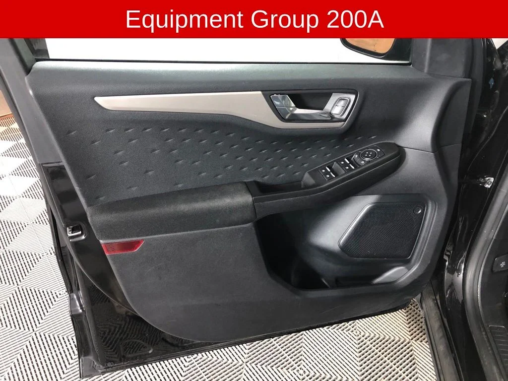 Used 2020 Black Ford SE image 10
