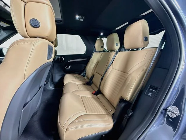 New 2026 Varesine Blue Land Rover Dynamic SE image 24