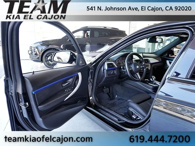 Used 2018 Black BMW 340i image 44