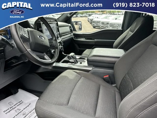 Used 2023 Black Ford XLT image 19