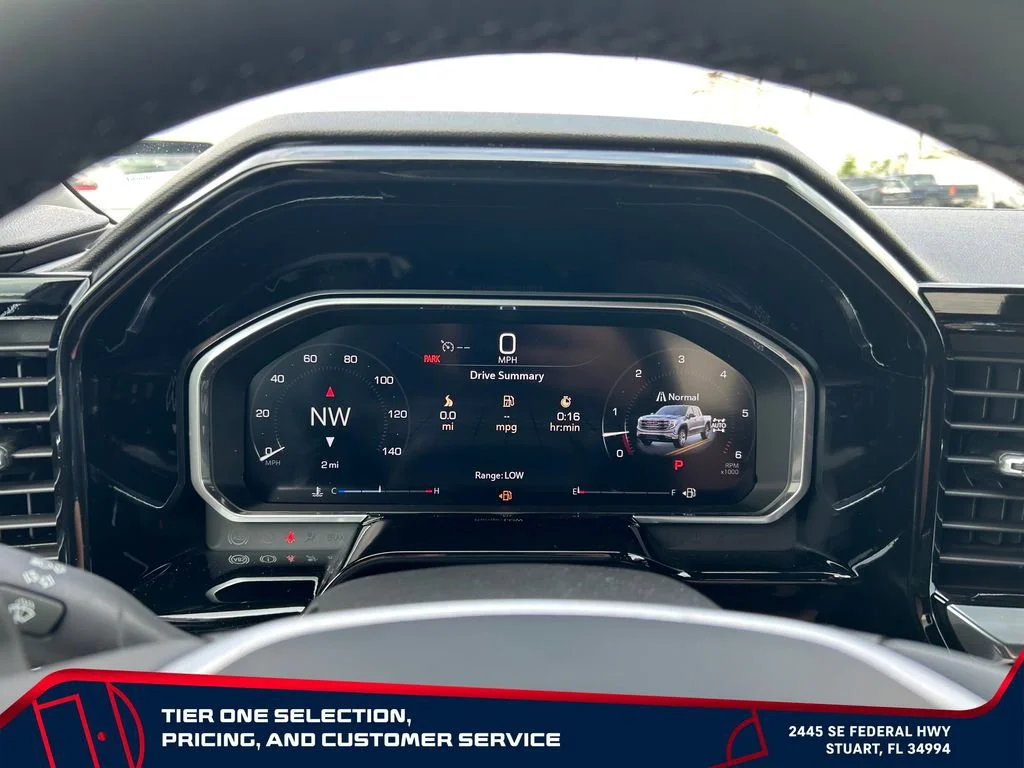 New 2026 Sterling Metallic GMC Elevation image 20