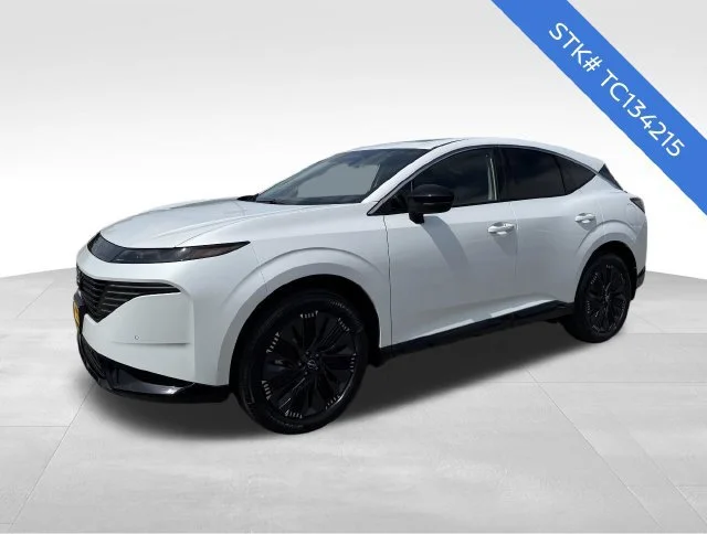 New 2026 Everest White Pearl Tricoat Nissan Platinum image 3