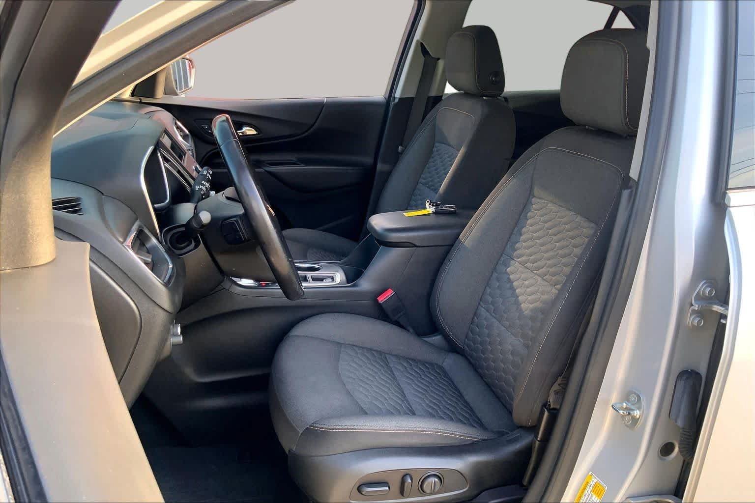Used 2019 Silver Ice Metallic Chevrolet LT image 8