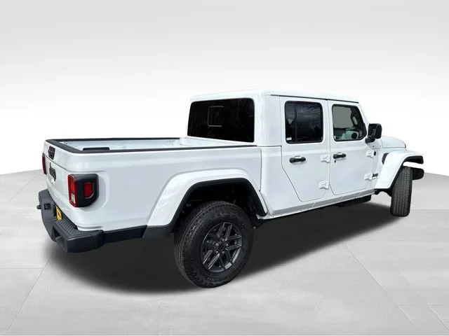 New 2026 Bright White Clear-Coat Exterior Paint Jeep Sport S image 7