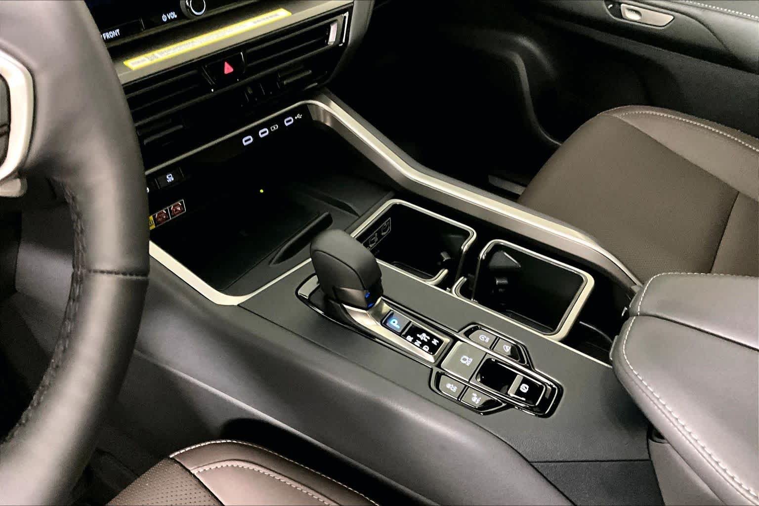 2026 Lexus TX Premium - Photo 15
