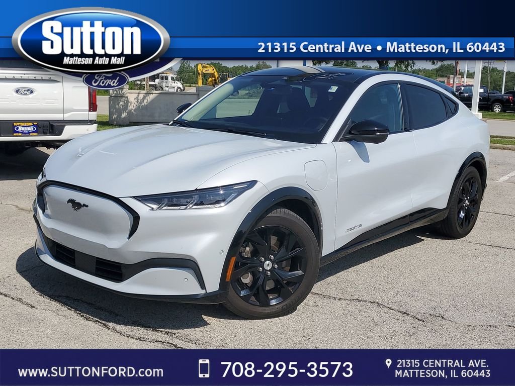 2023 Ford Mustang-Mach-e Premium's photo