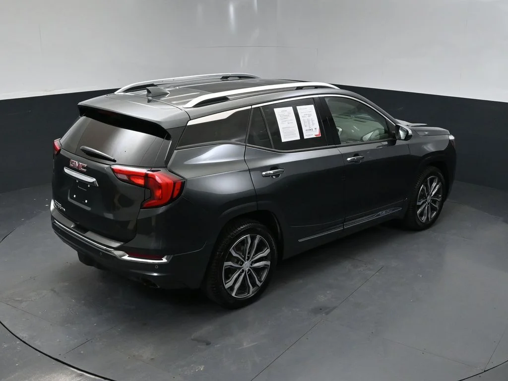 Used 2020 Gray GMC Denali image 41