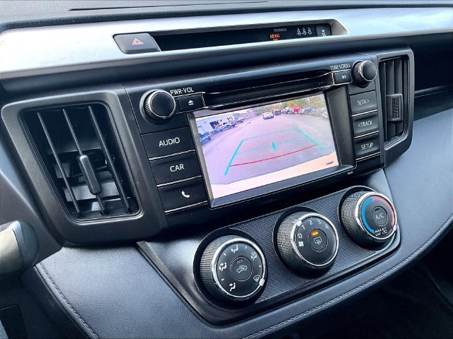 Used 2018 Super White Toyota LE image 26