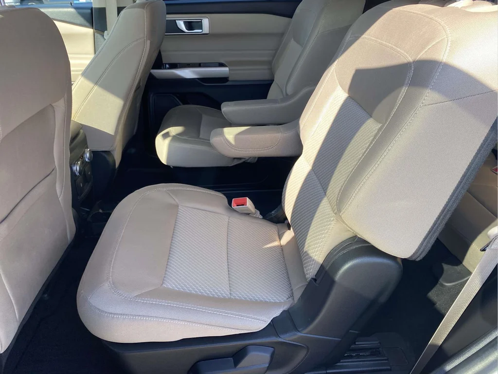 Used 2023 Silver Metallic Ford XLT image 12