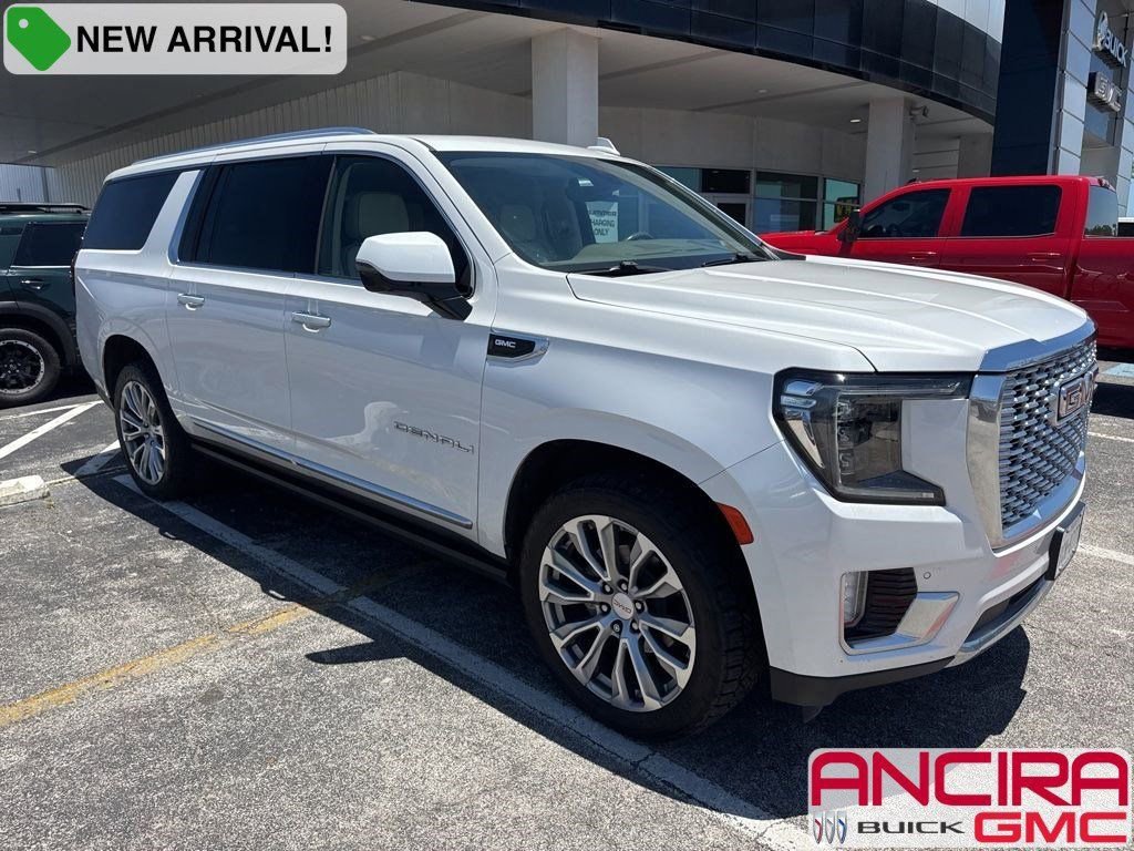 2022 GMC Yukon Denali AWD's photo