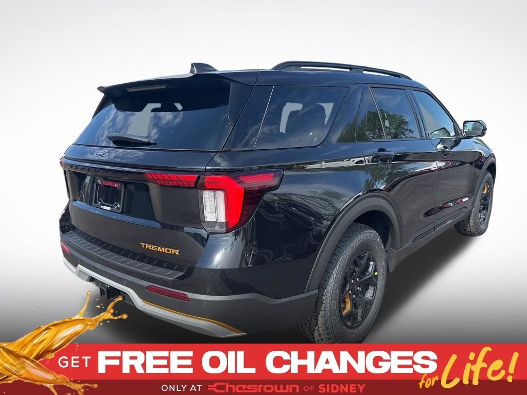 New 2026 Agate Black Metallic Ford Tremor® image 7