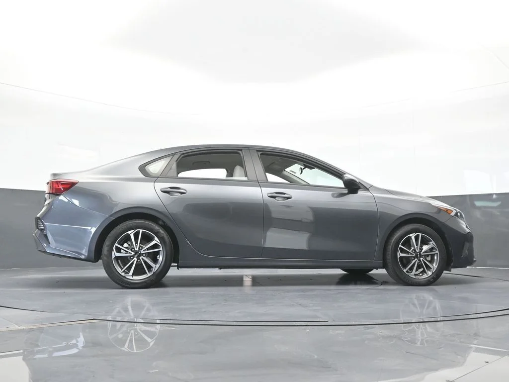 Used 2023 Gravity Gray Kia LXS image 51
