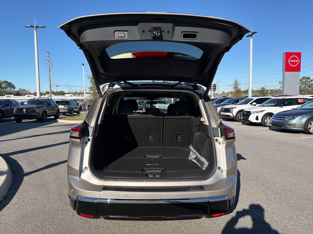 New 2026 Nissan Rogue Platinum 4D Sport Utility