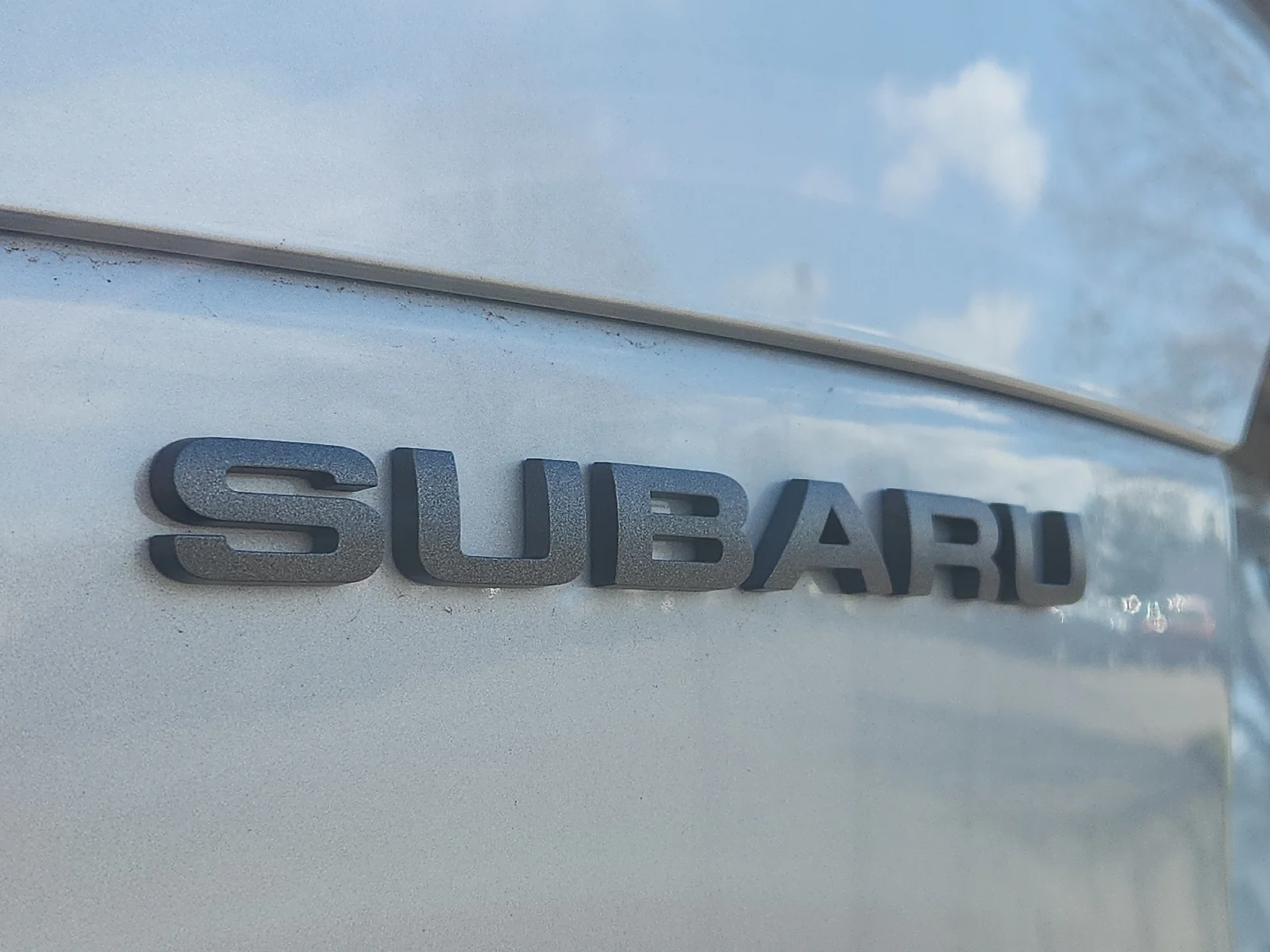 Used 2025 Ice Silver Metallic - ISM Subaru Premium image 30