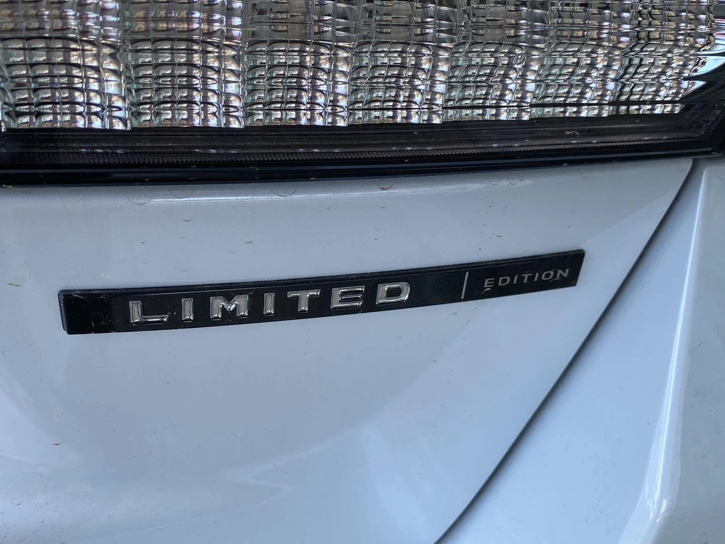 New 2026 White Diamond Mitsubishi LE image 9