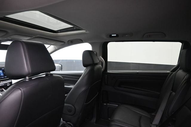 Used 2025 Gray Honda EX-L image 19