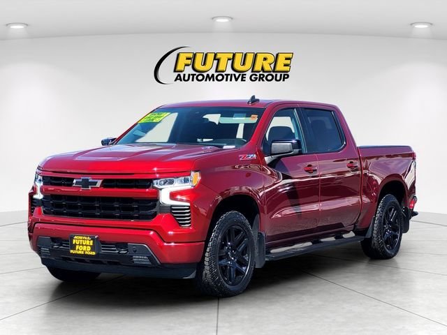Used 2024 Red Chevrolet RST image 8