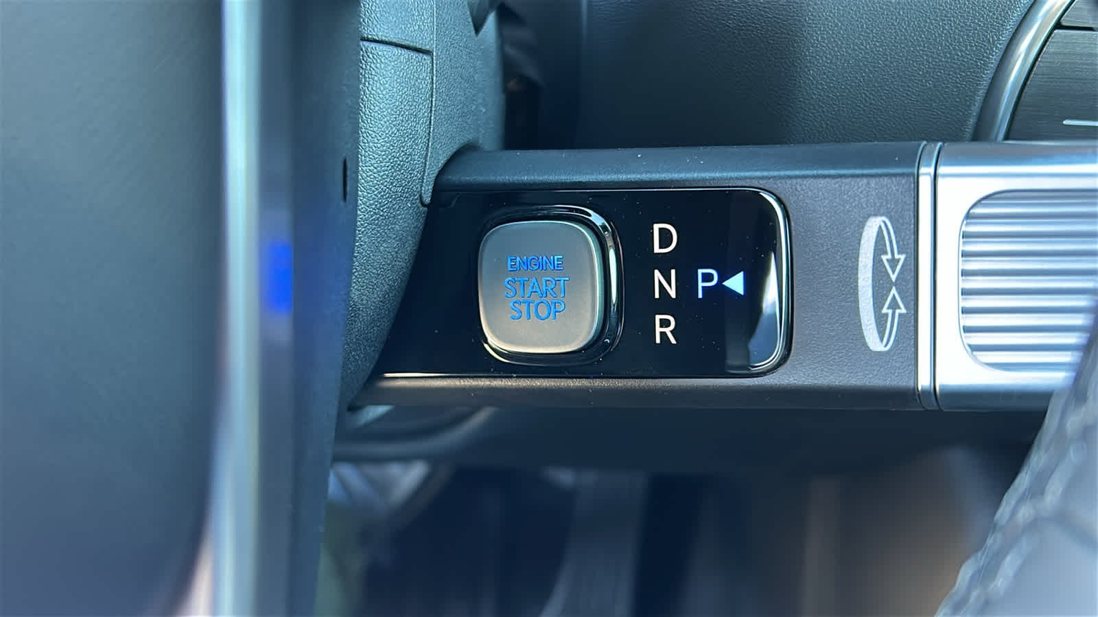 New 2026 Classy Blue Pearl Hyundai Blue SEL Premium 7P image 17