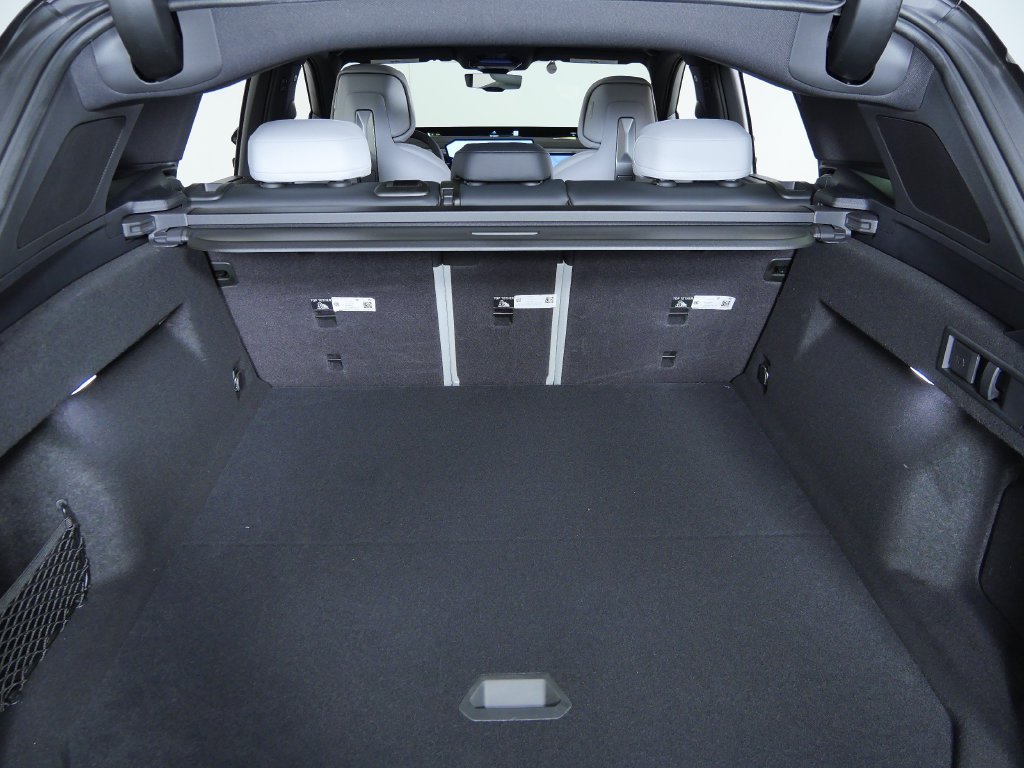 New 2027 Grey Pine Metallic BMW  image 25