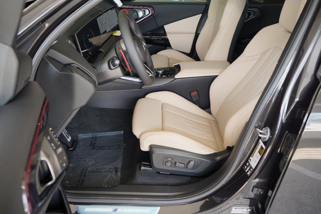 Used 2026 Dark Graphite BMW M50 xDrive image 11