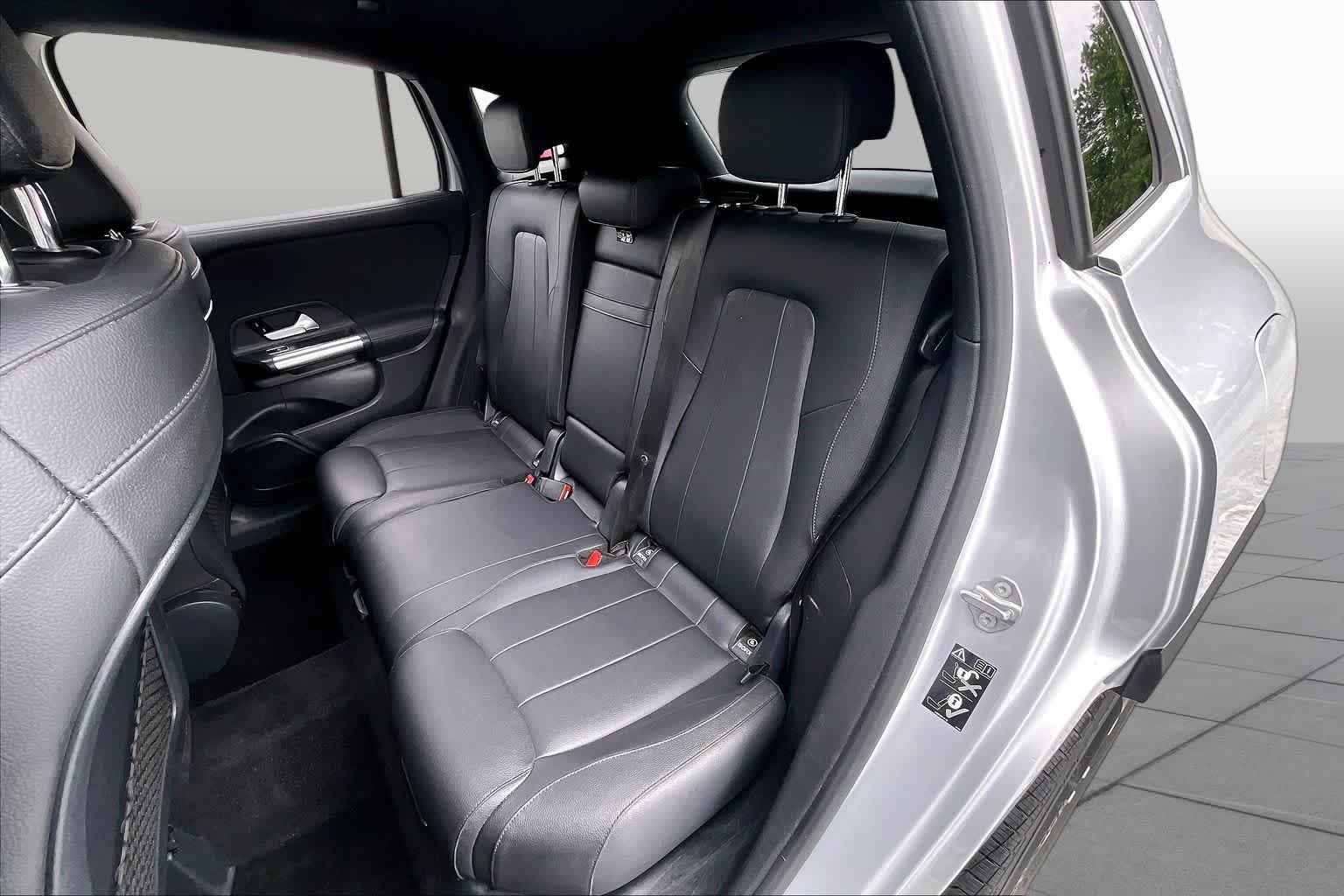 Used 2021 Iridium Silver Metallic Mercedes-Benz GLA 250 image 14