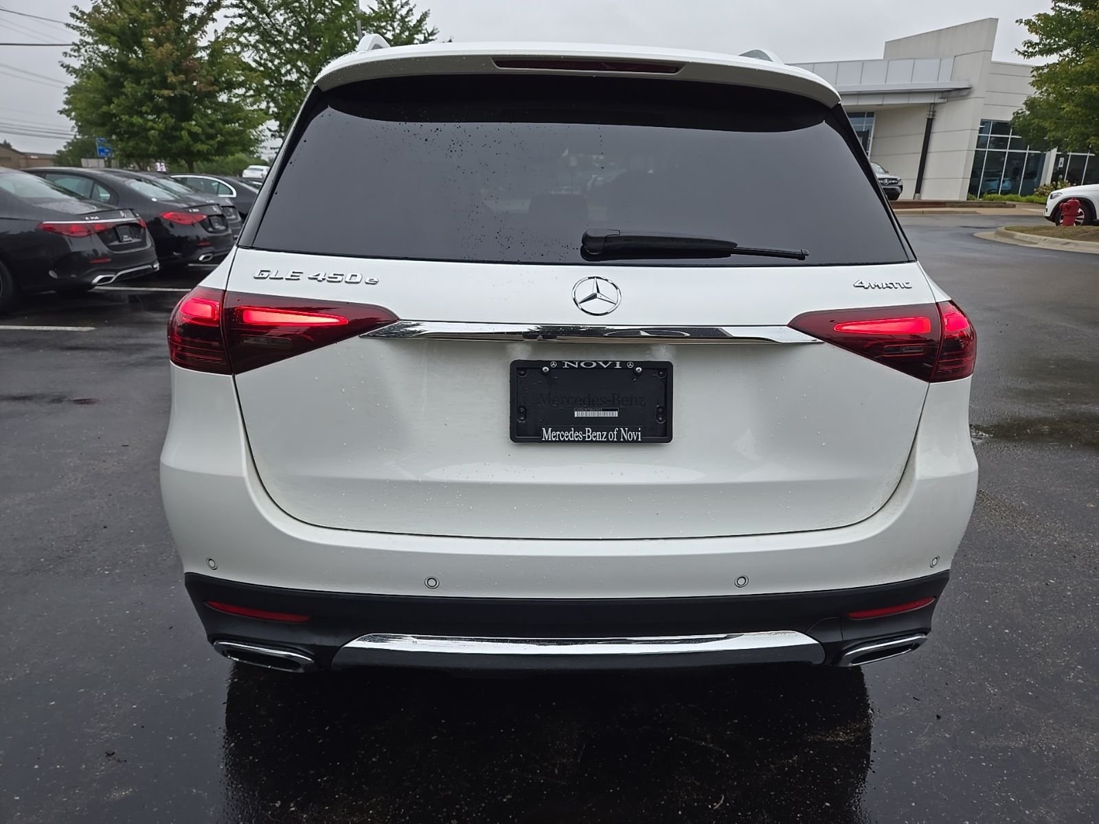 Certified Used 2025 White Mercedes-Benz GLE 450e image 4