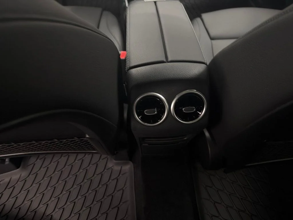 New 2026 Black Mercedes-Benz GLB 250 image 22