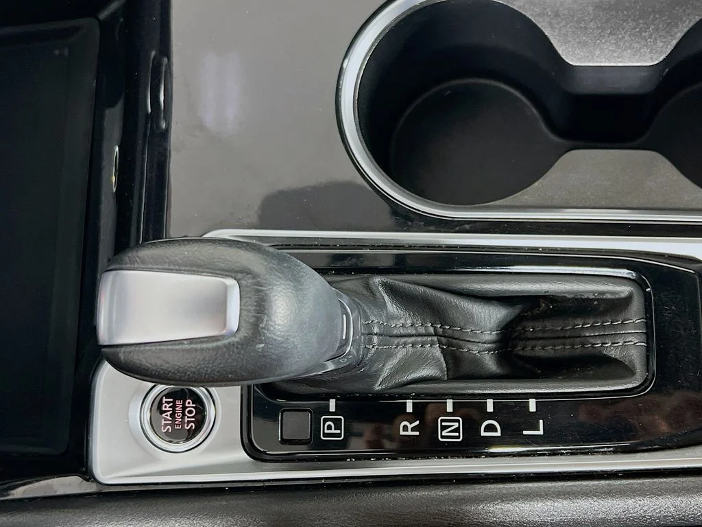 2022 Nissan Altima SV - Photo 16
