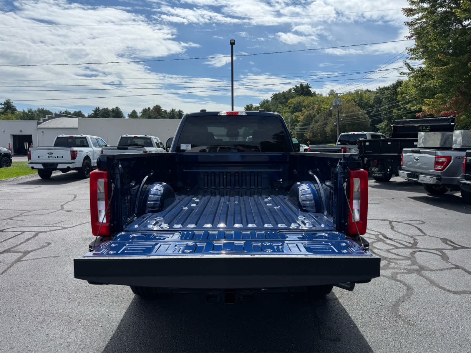 New 2027 Neptune Blue Ford XLT image 5