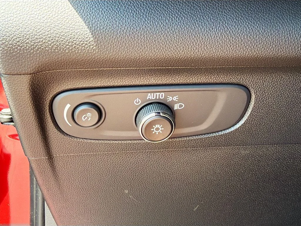 Used 2023 Cinnabar Metallic Buick Essence image 22
