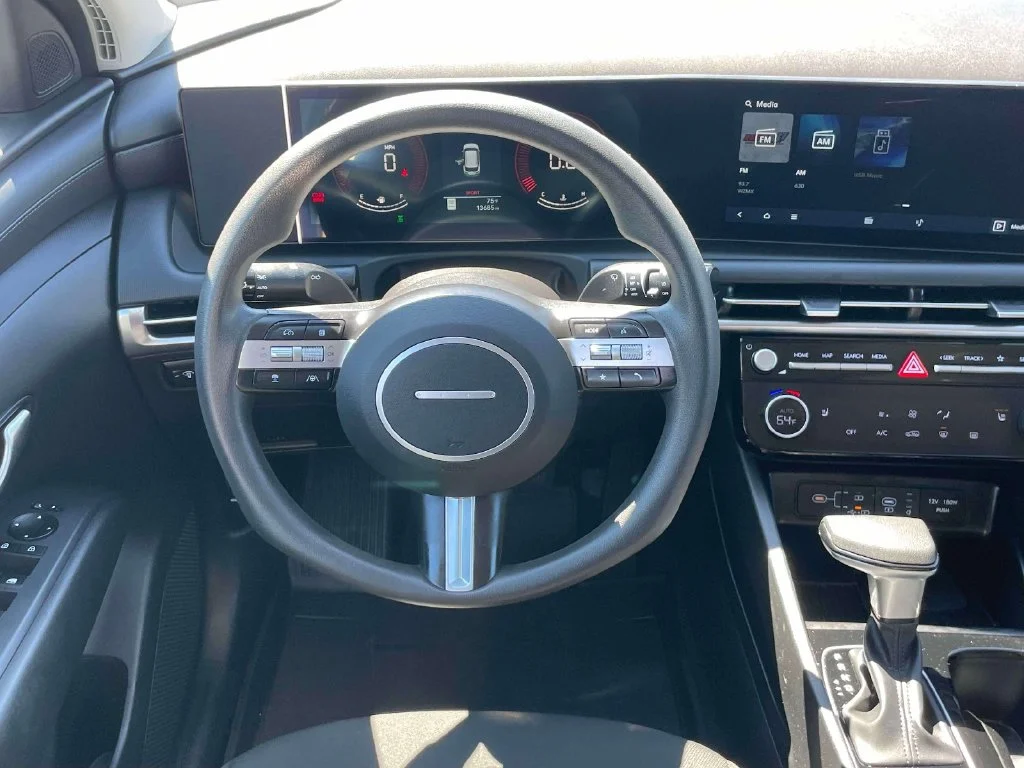 Certified Used 2025 Silver Hyundai SEL image 14