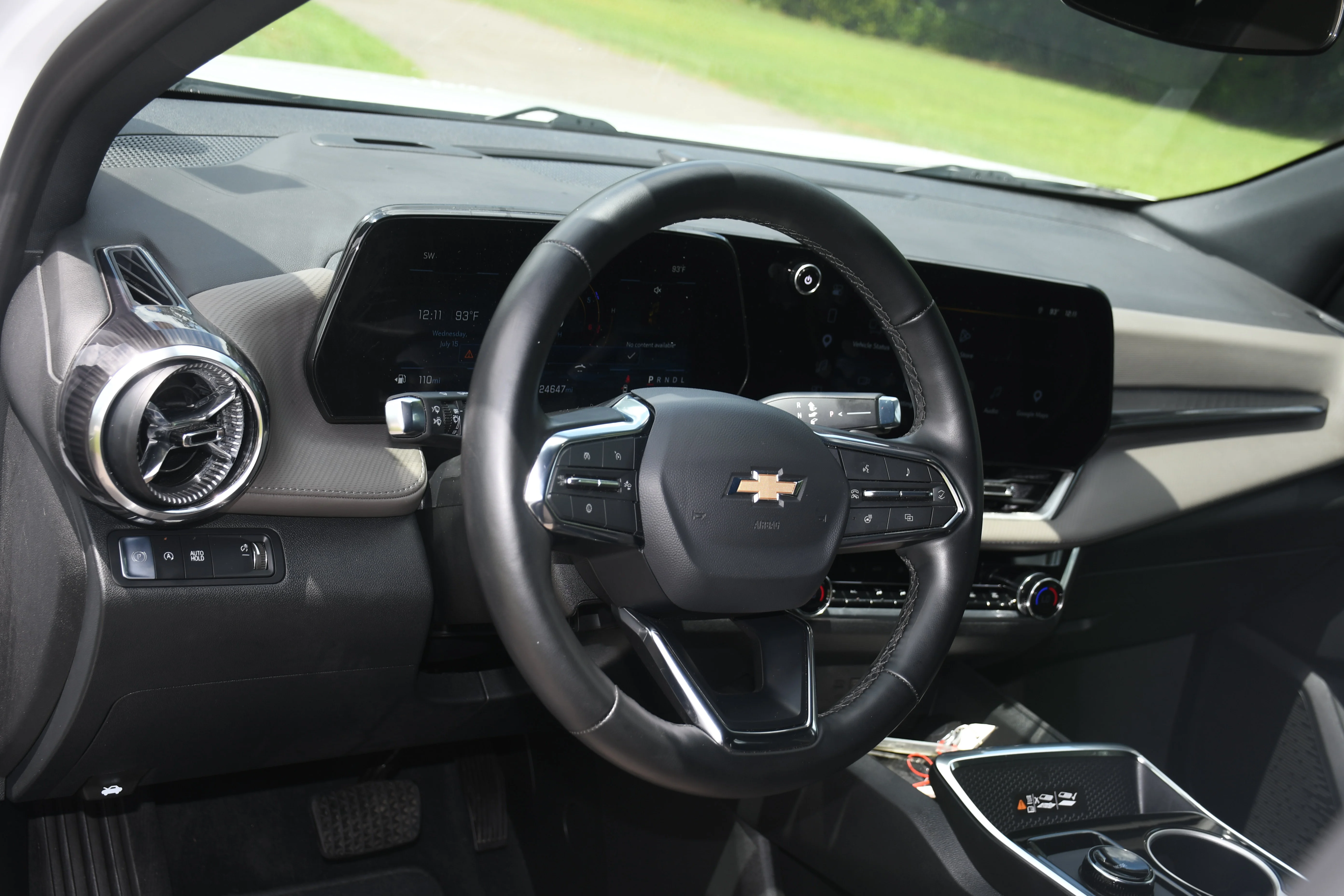 Used 2026 White Chevrolet LT image 7