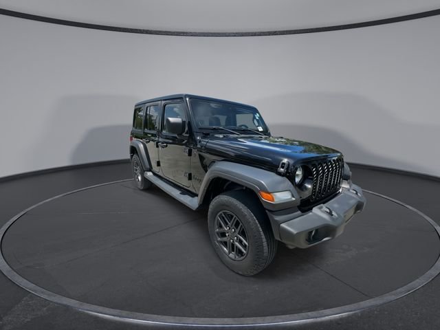 Used 2024 Black Jeep Sport S image 2