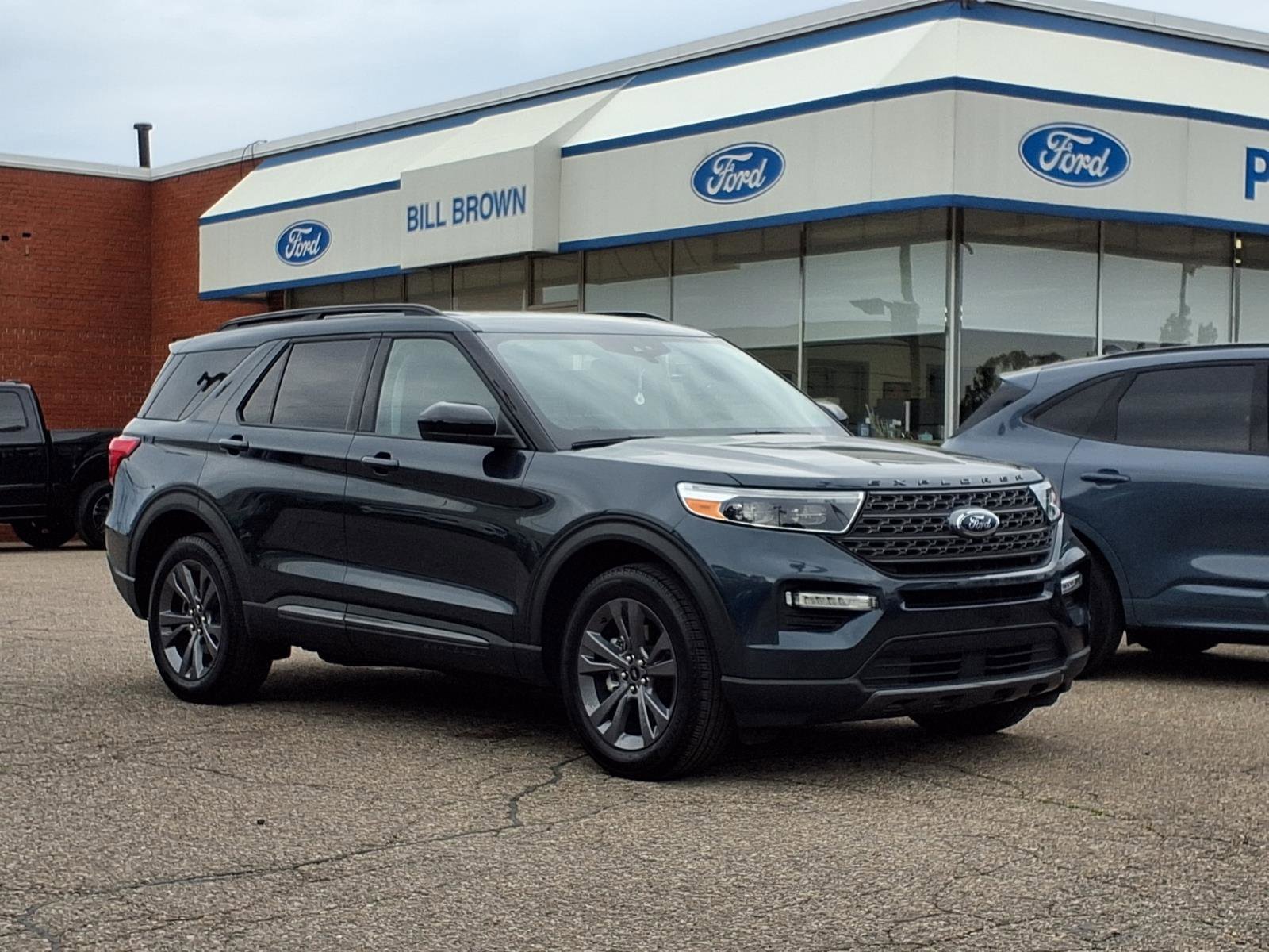 2024 Ford Explorer XLT 4WD's photo