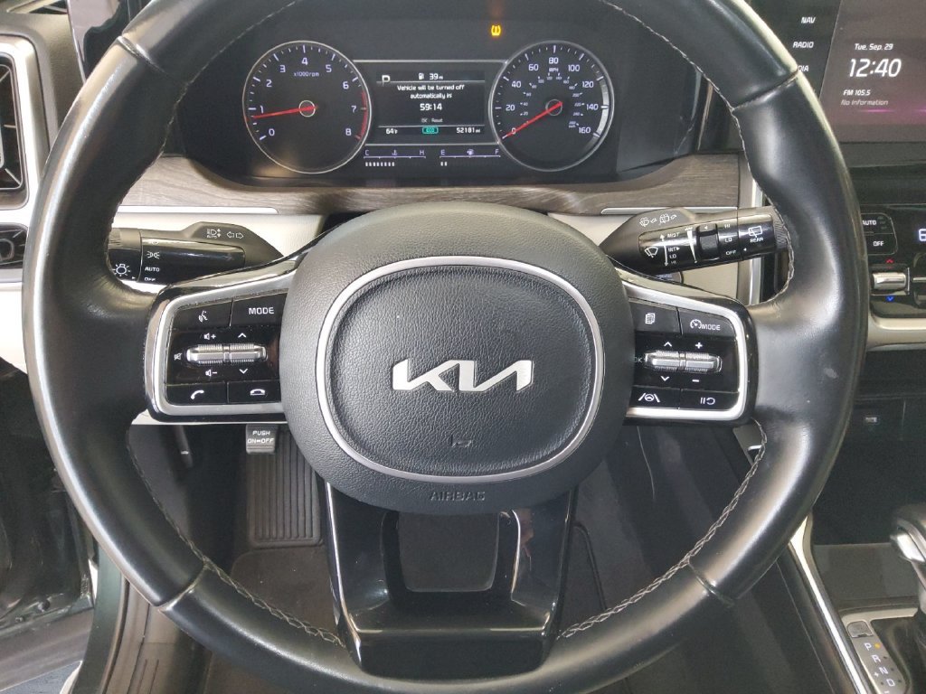Used 2022 Green Kia S image 9