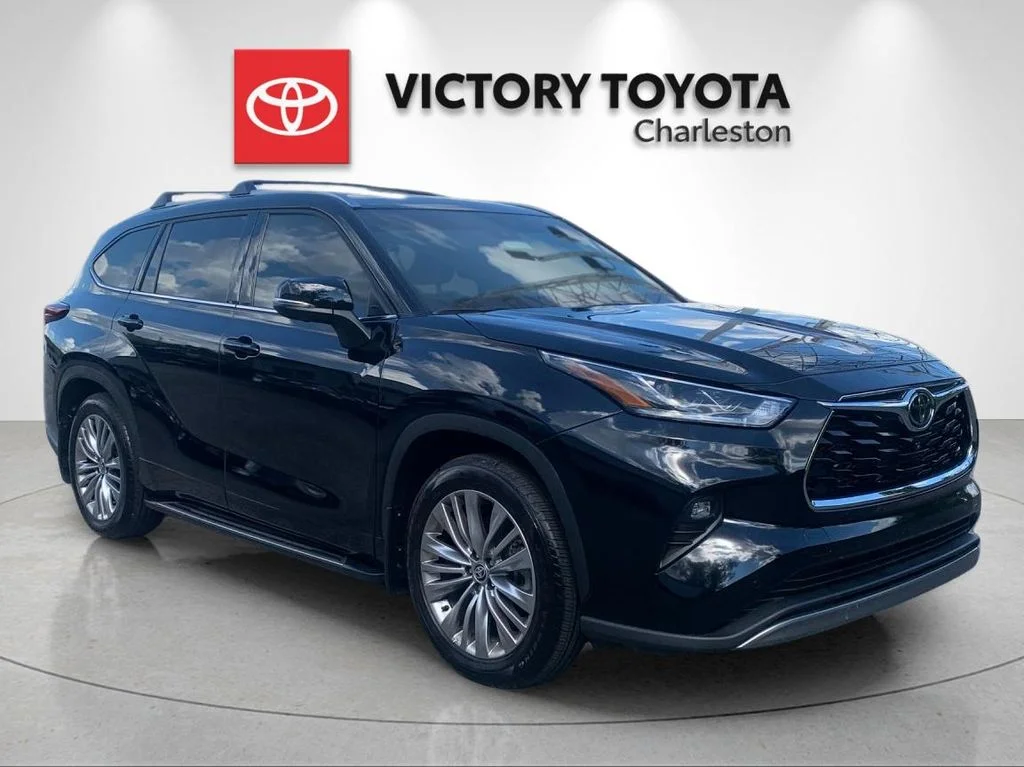 Used 2026 Black Toyota Platinum image 5