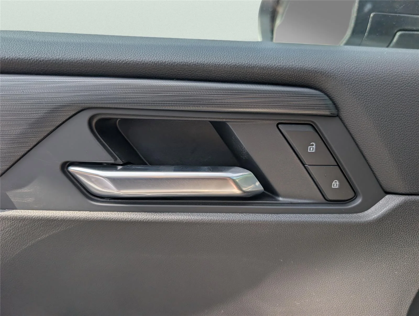 New 2026 Glacier White Tricoat GMC Elevation image 20