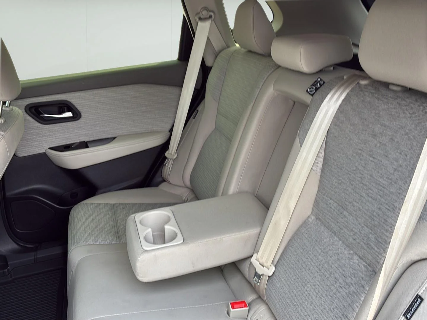 Used 2023 Pearl White Tricoat Nissan SV image 20