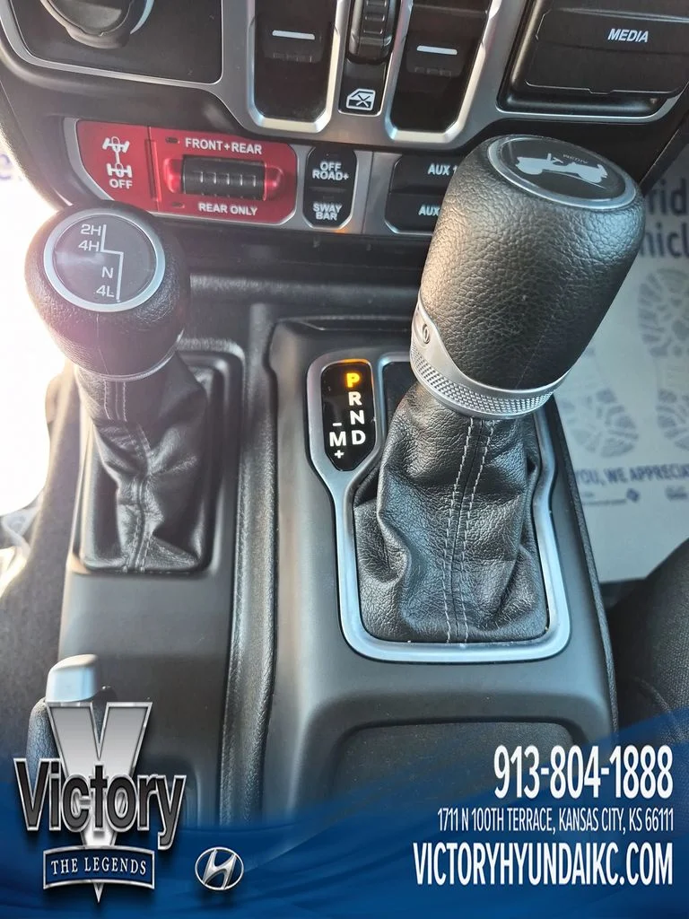 Used 2025 Blue Jeep Rubicon image 23
