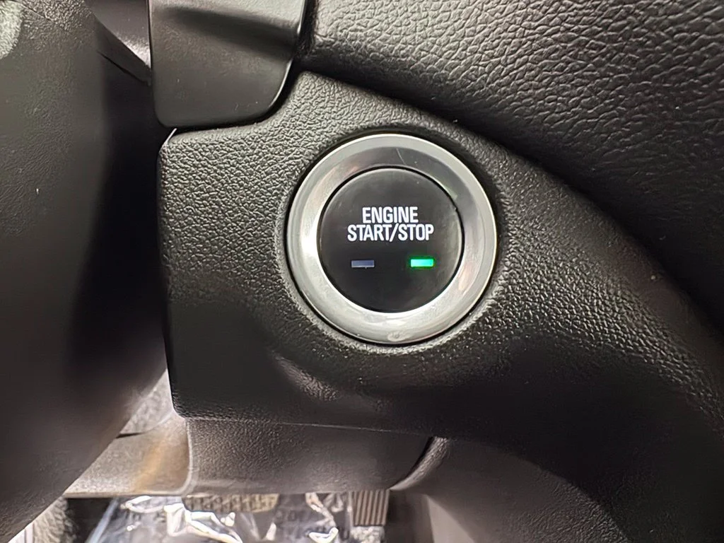 Used 2024 White Chevrolet LT image 27